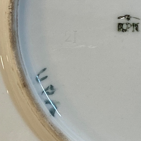 Designer Plate - Picture 3 of 3